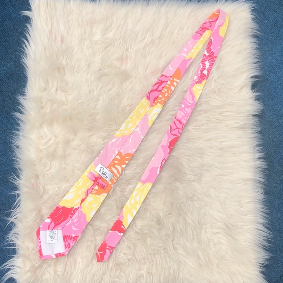 Lilly Pulitzer Pink Floral Men’s Neck Tie *SOLD* - Picture 4 of 7